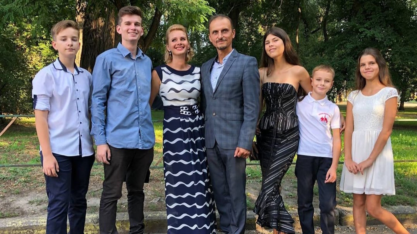 Group shot of Ukraine family